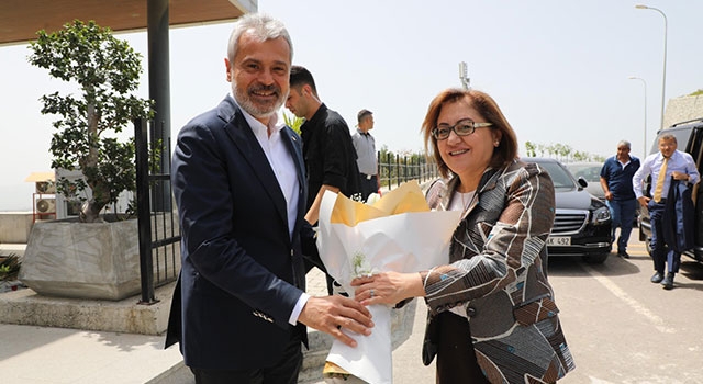 Gaziantep Belediye Başkanı Şahin’den, Hatay Büyükşehir Belediye Başkanı Öntürk’e ziyaret