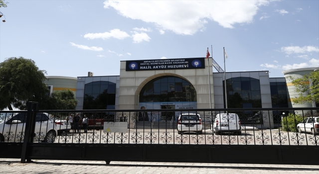 Antalya’da huzurevinde bıçaklı saldırıda 2 kişi öldü, 1 kişi yaralandı