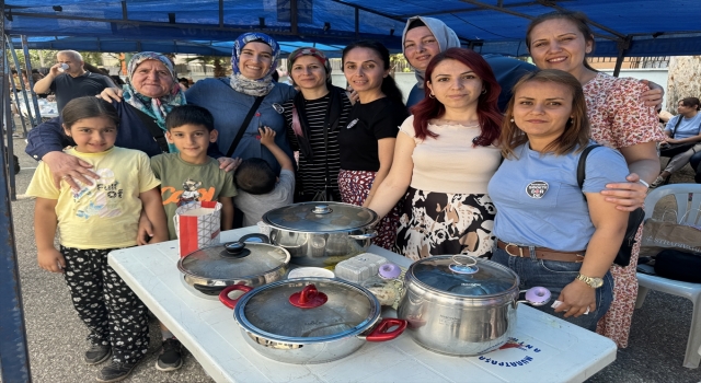 Ahmet Yesevi İlköğretim Okulu’nda ihtiyaçlar için kermes düzenlendi