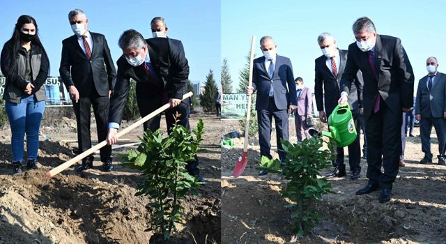 Öğretmenlerin hatırası için fidanlar toprakla buluştu