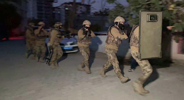 Özel harekâtlı, hava destekli 'torbacı' operasyonu: 16 gözaltı