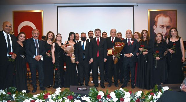 Kurtuluş etkinlikleri, resepsiyon ve konserle tamamlandı