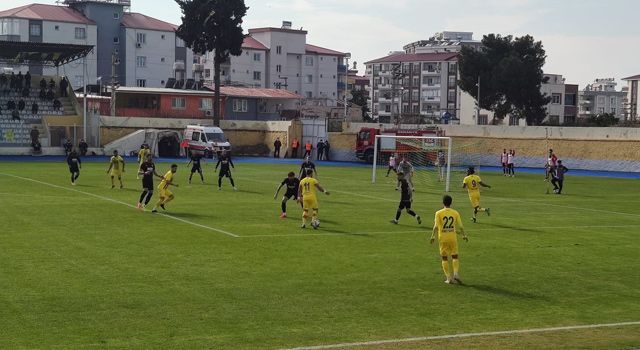 Osmaniyespor FK evinde puan verdi