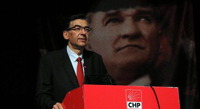 Çukurova CHP İlçe Başkanı Remzi Ümit Atay, Çanakkale Deniz Zaferi'ni Kutladı