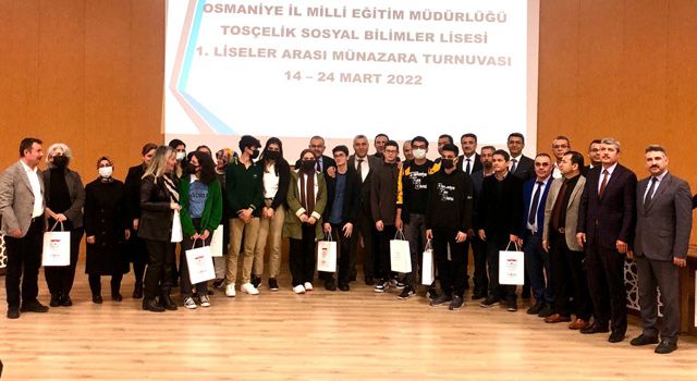 Liseler arası münazara turnuvası sonuçlandı