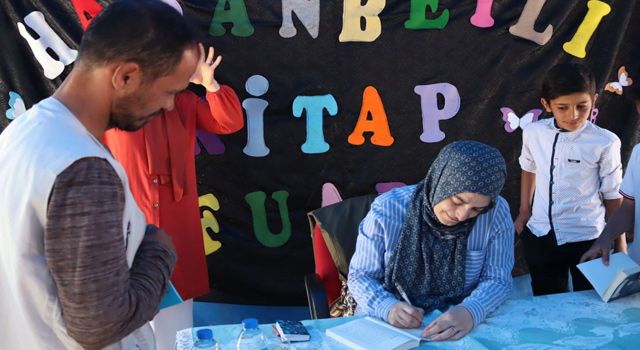 Hasanbeyli ilçesi “Kitap fuarı” ile tanıştı