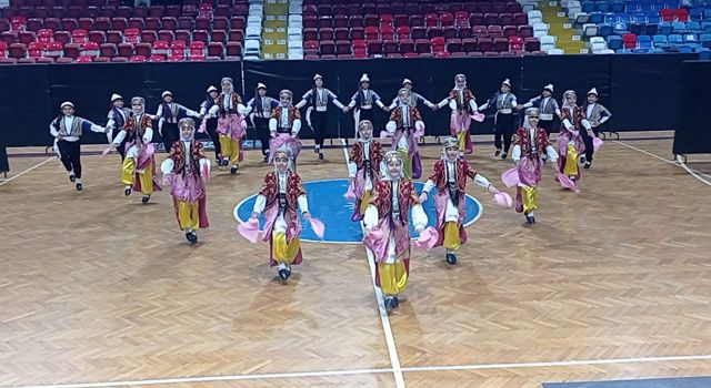 Osmaniye Halk oyunları ekibi, Bölge şampiyonu oldu