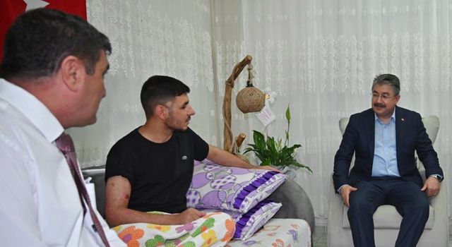 Vali Yılmaz’dan, Pençe Kilit Operasyonu Gazisi Ahmet Akbaş'a ziyaret