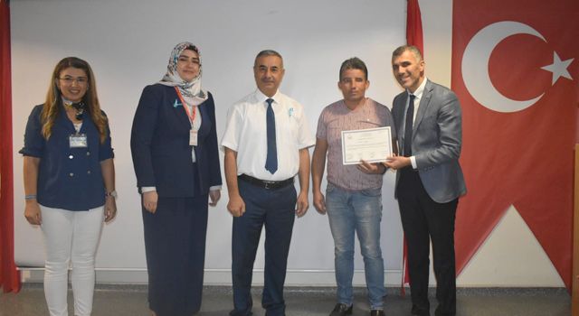 Diyabet okulu mezunları diplomalarını aldı