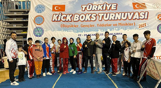 Kick Boks'da sporcularımız derecelerle döndü