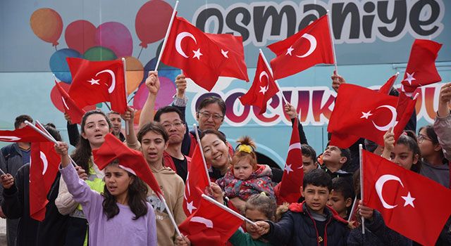 Güney Koreli’ler çocuklarla bir araya geldi