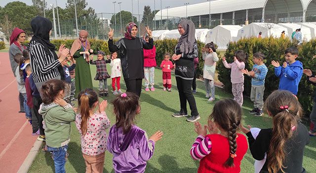 OKÜ Çocuk gelişimi depremzede çocukların yanında