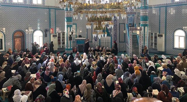 Bülbül Camii’de “Kadir Gecesi” programı düzenlendi