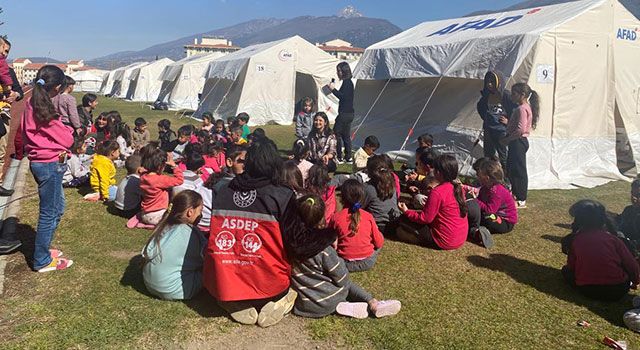 Düziçi'nde Depremzede çocuklar ile Ailelerine psikolojik destek
