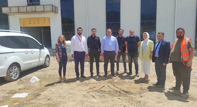 Sağlık Müdürü Ahmet Kara, Bahçe’de sağlık tesislerini ziyaret etti
