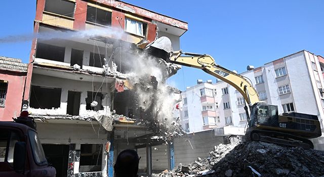 “Hasarlı Bina Yıkımlarında Sona Geldik”