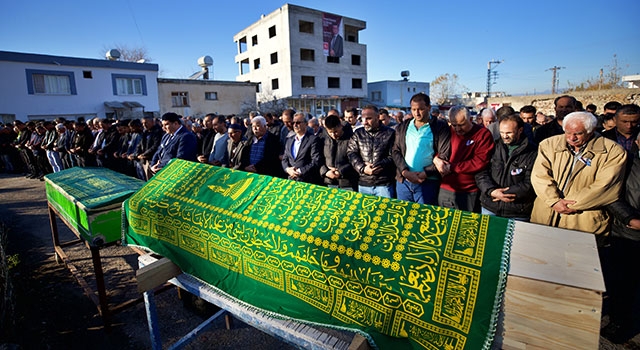 Kuzey Marmara Otoyolu’ndaki kazada ölen 2 kişinin cenazesi Osmaniye’de defnedildi