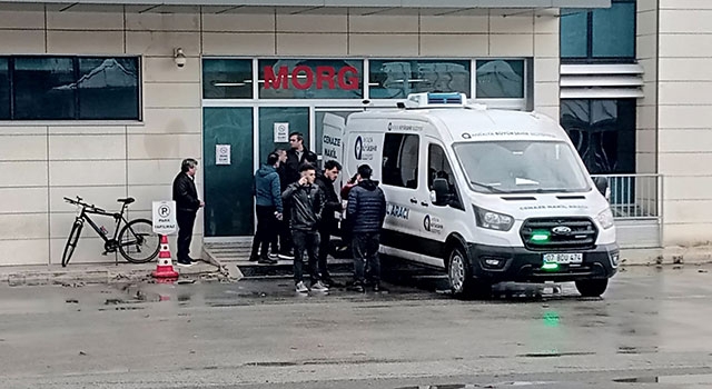 Antalya’da motosikletle hafif ticari aracın çarpışması sonucu 1 kişi hayatını kaybetti