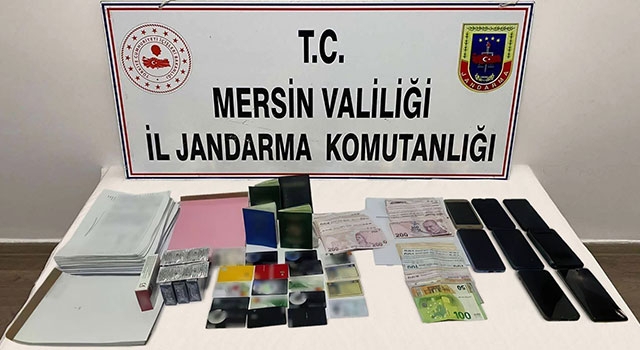 Mersin’de fuhuş operasyonunda yakalanan 4 şüpheli tutuklandı