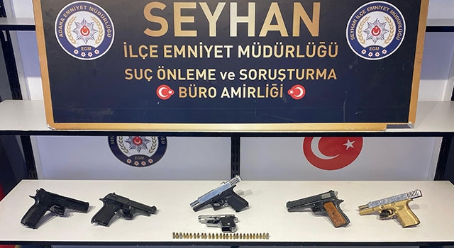 Adana’da ruhsatsız silah ve uyuşturucu ele geçirilen operasyonda 1 şüpheli yakalandı