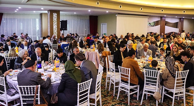 Adana’da şehit aileleri ve gaziler iftarda buluştu