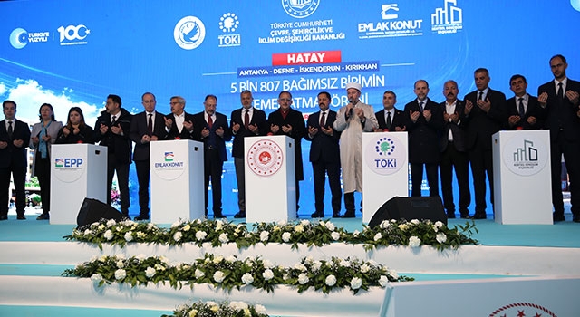 Bakan Özhaseki, Hatay’da toplu temel atma töreninde konuştu: