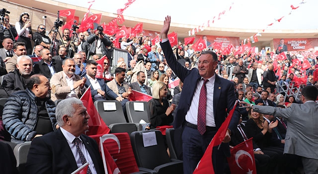 Hatay’da CHP’nin belediye başkan adayları projelerini tanıttı