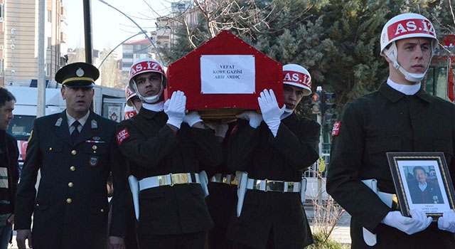 Kahramanmaraş’ta vefat eden Kore gazisi son yolculuğuna uğurlandı