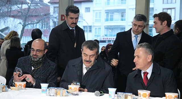 Milli Eğitim Bakanı Tekin, Burdur’da iftara katıldı