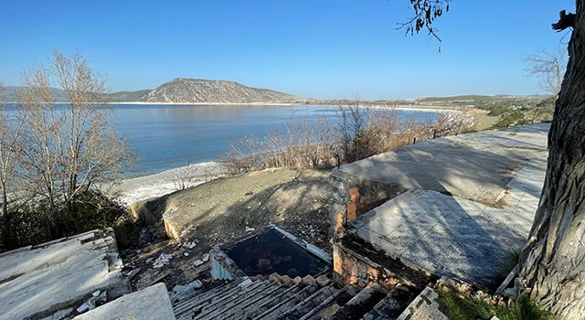 Salda Gölü yakınında erkek cesedi bulundu