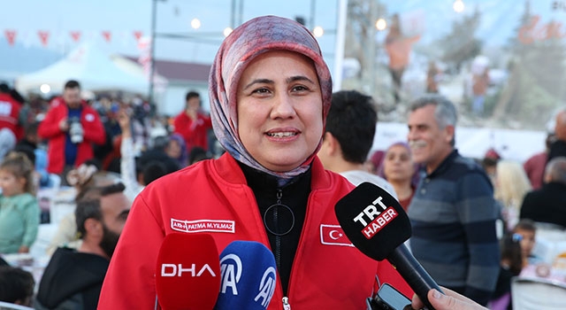 Türk Kızılay Genel Başkanı Yılmaz, Hatay’da depremzedelerle iftarda buluştu