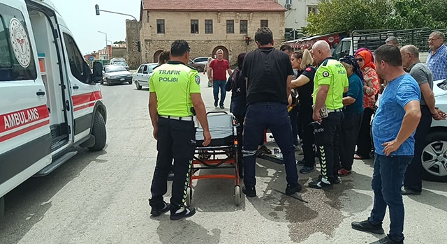 Adana’da elektrikli bisiklet sürücüsü kazada yaralandı