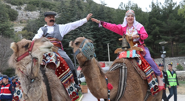 Burdur’da temsili Yörük göçü etkinliği