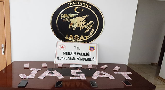 Mersin’de dolandırıcılık iddiasıyla yakalanan 2 zanlıdan biri tutuklandı