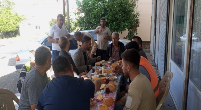 Başkan, Belediye İşçileriyle Kahvaltı Yaptı