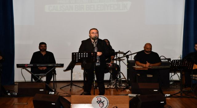 Tasavvuf Müziğinin Güçlü Sesi Mustafa Cihat, Osmaniyelileri Mest Etti