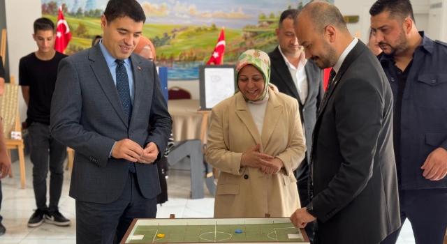 19 Mayıs için gençlik merkezinde sergi düzenlendi
