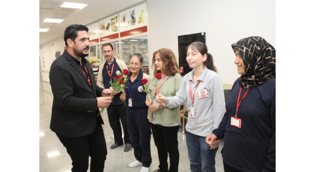 Başhekim Koçer’den Sağlık Personeline 1 Mayıs Jesti