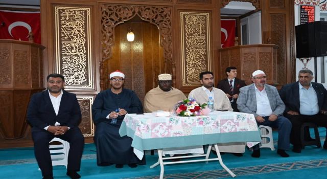 Kadirli'de Kur’an Ziyafeti Gönülleri Mest Etti