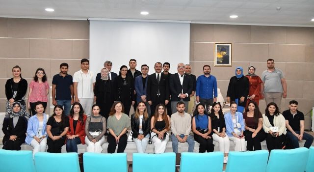 Kaymakam Erdinç Dolu, üniversite öğrencileriyle buluştu