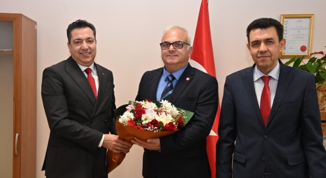 OKÜ İktisadi ve İdari Bilimler Fakültesi'nde Dekanlık Devir Teslim Töreni