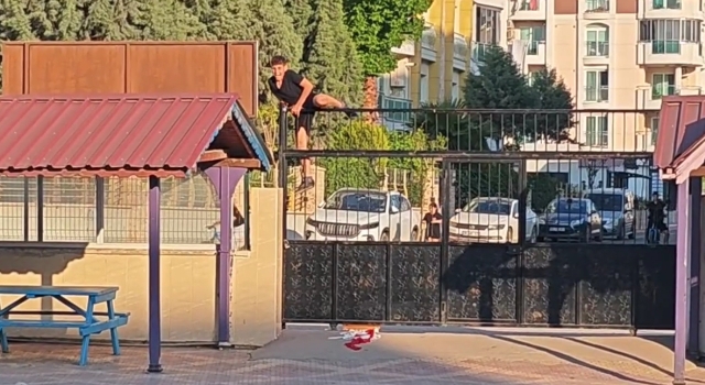 Okul Kapıları Güvenlik Gerekçesiyle Kapandı, Veliler Tepkili