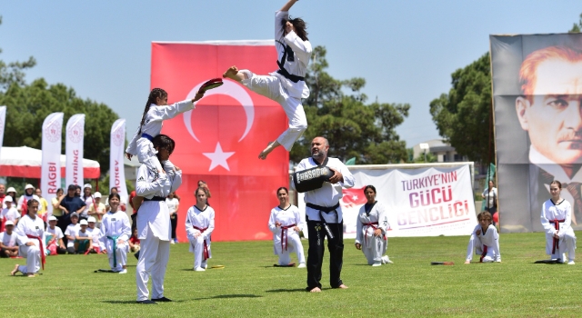 Osmaniye’de 19 Mayıs Coşkusu 106. Yılda Zirveye Ulaştı