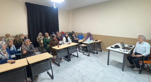 Osmaniye’de Kadınlara “Sağlıklı Yaşlanma” Eğitimi