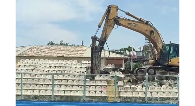 Osmaniye’nin 60 Yıllık 7 Ocak Stadı Yıkılıyor