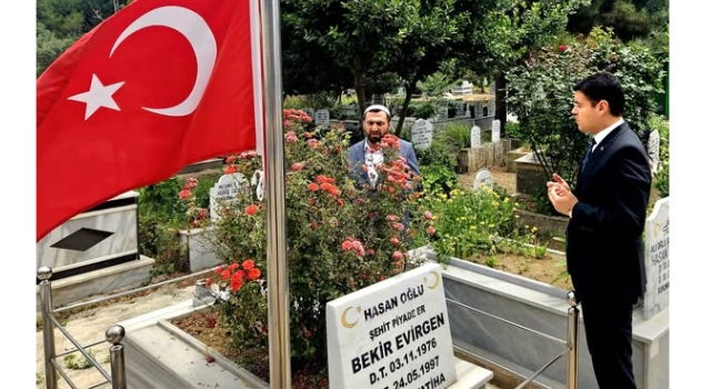 Şehit Bekir Evirgen Vefat Yıldönümünde Kabri Başında Anıldı