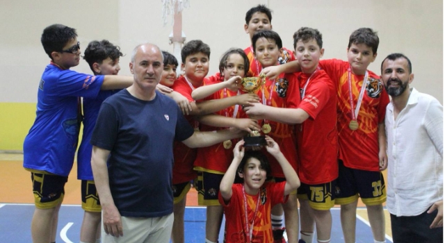 Tempo Gelişim U12 Yerel Lig Şampiyonu Oldu!
