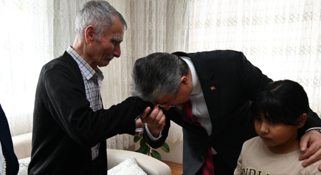 Vali Yılmaz’dan Şehit Jandarma Abdullah Akdeniz’in Ailesine Ziyaret