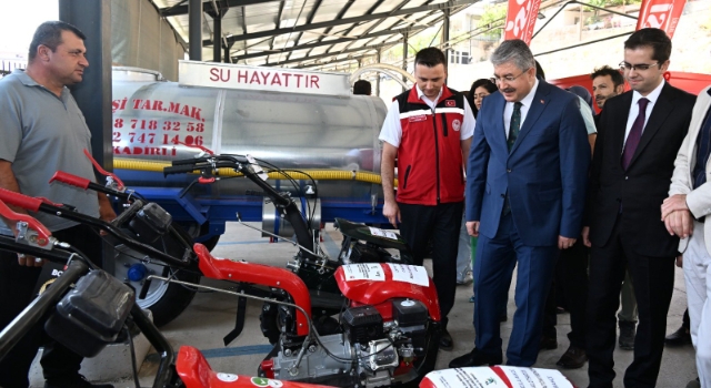 Bahçe’de Çiftçilere Hibe Desteğiyle Ekipman Dağıtıldı