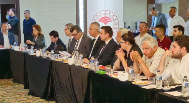 Don Zararları İçin Meclis Komisyonu Adana’da Toplandı